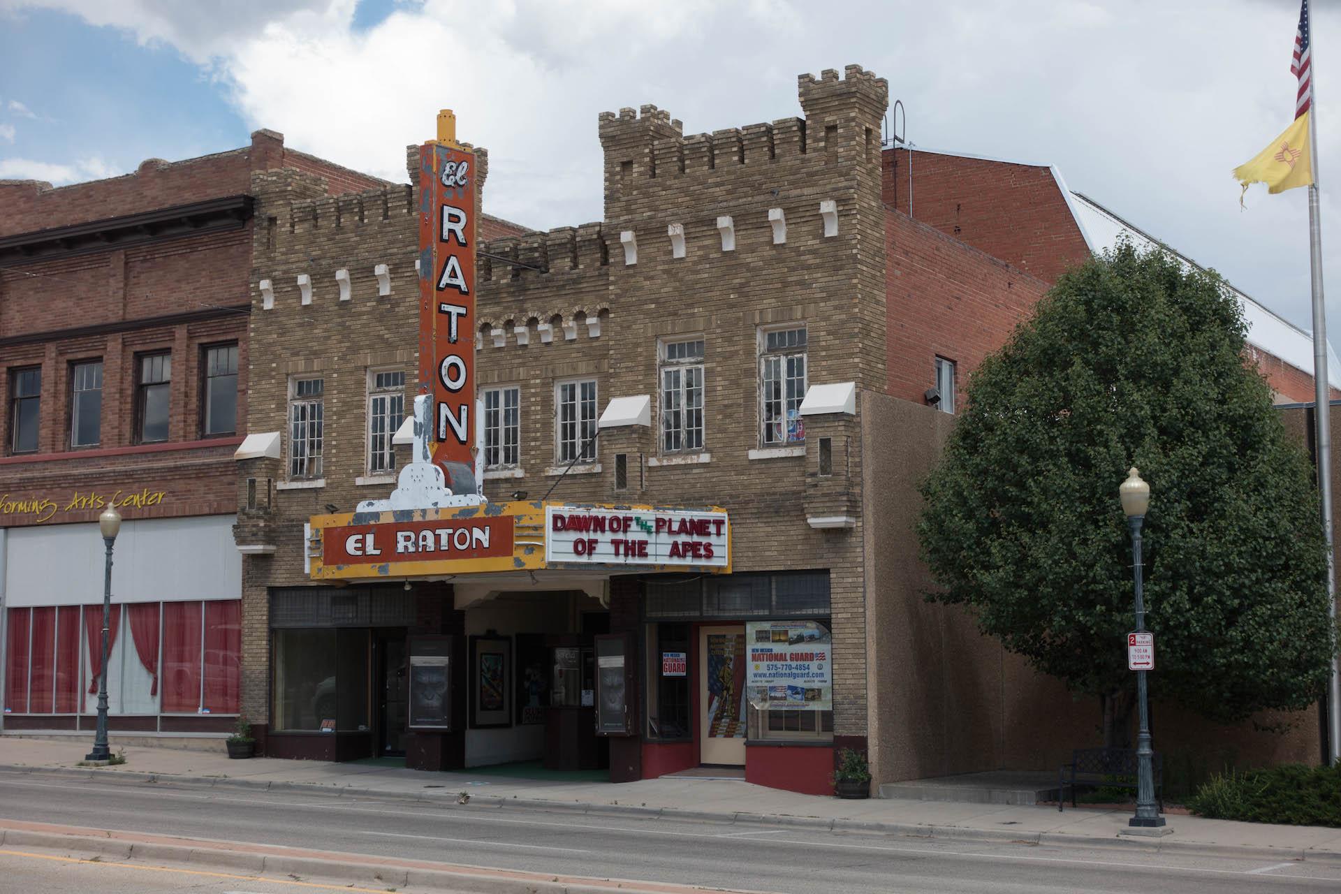 El Raton theater